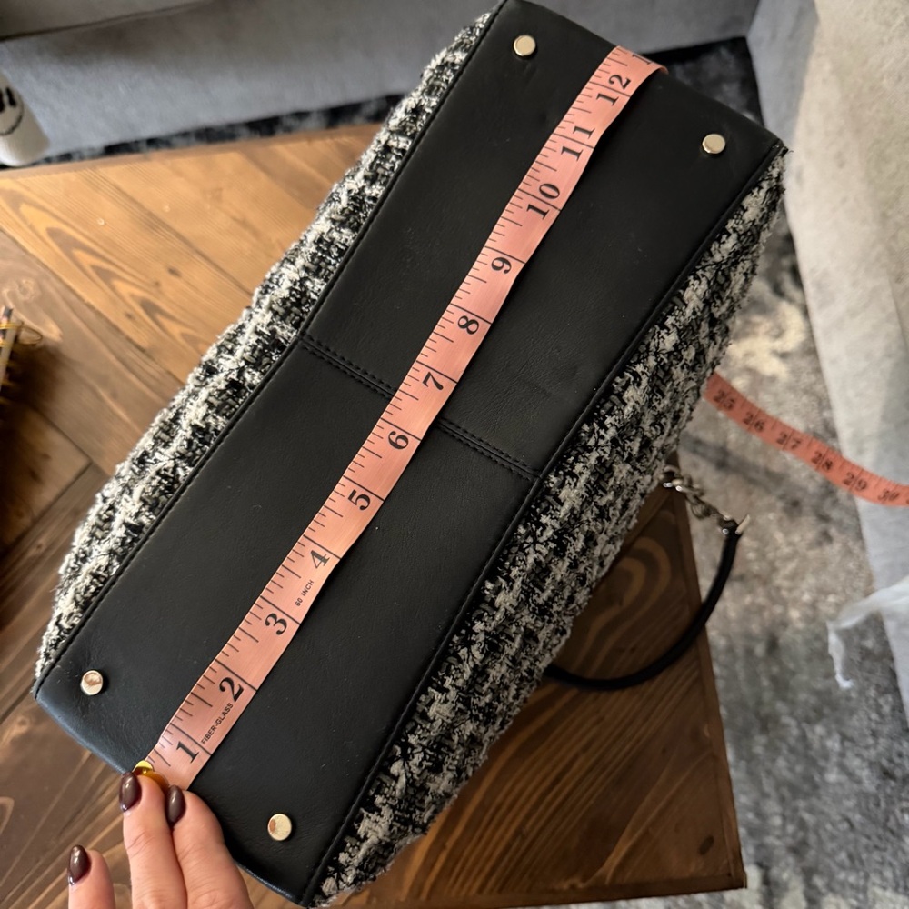 Kate Spade Black and White Tweed shoulder Bag - Picture 9 of 11